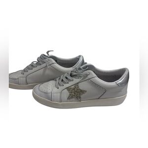 Vintage Havana Gray Sneakers with Silver Star